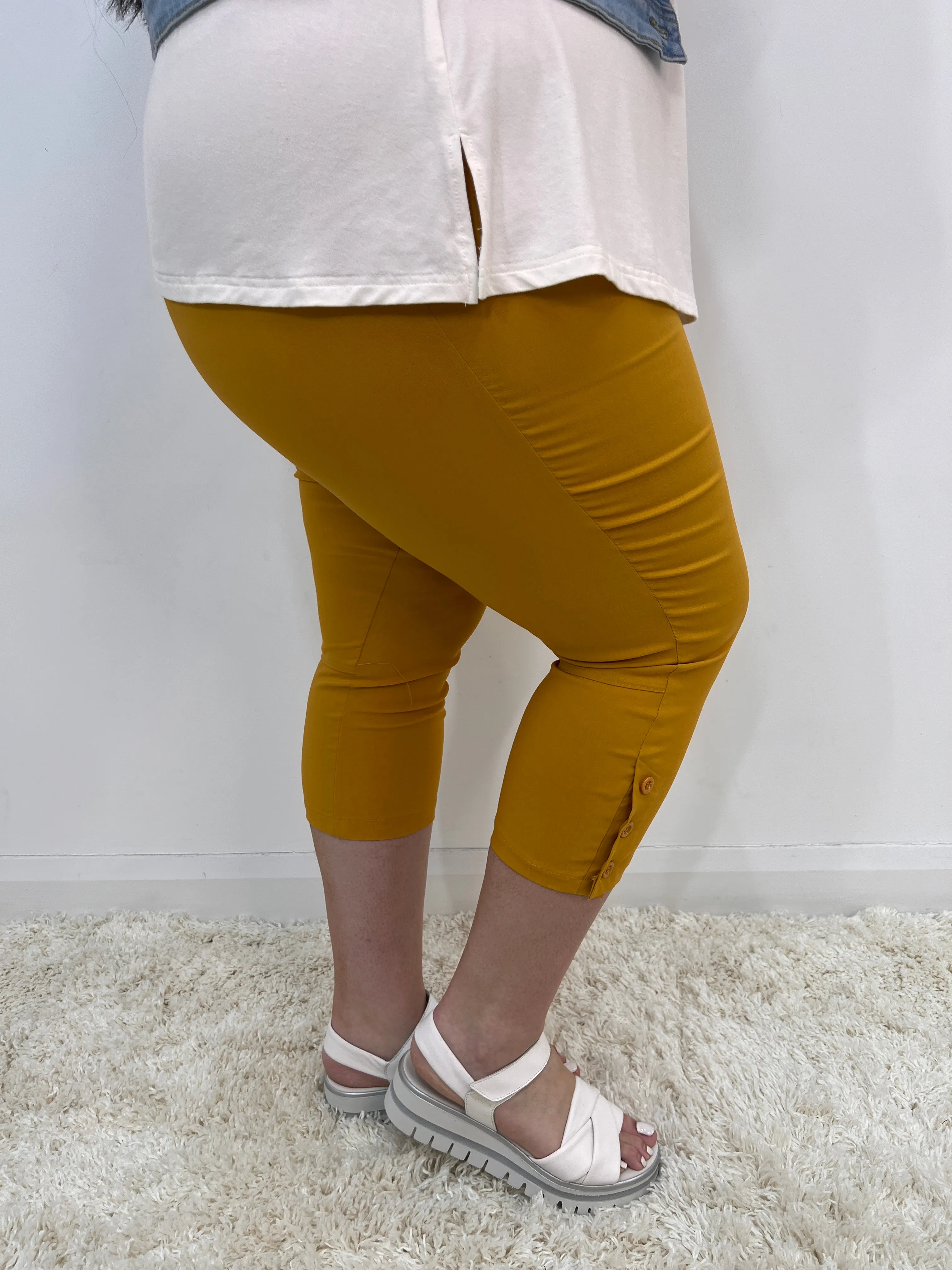 Cassie Crop Trouser in Mustard