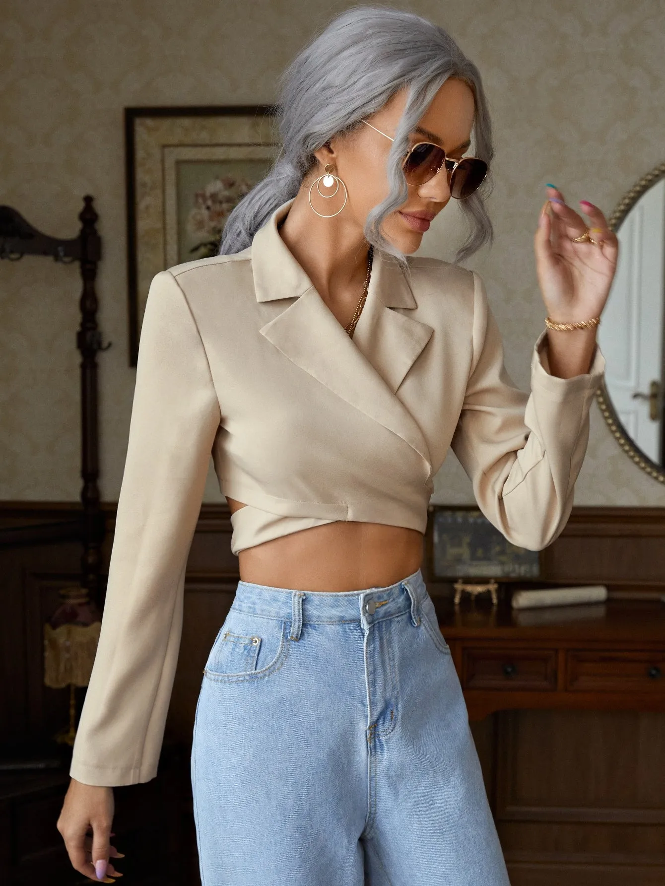 Lapel Neck Crop Blazer