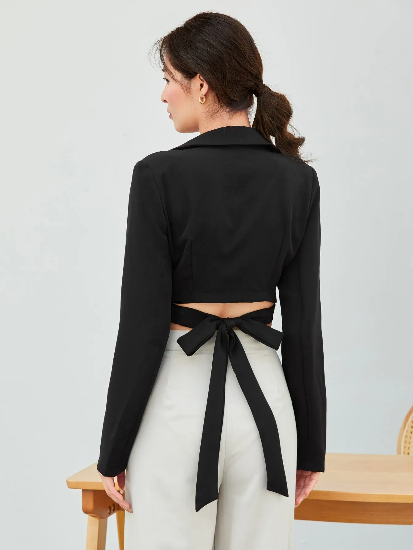 Lapel Neck Crop Blazer